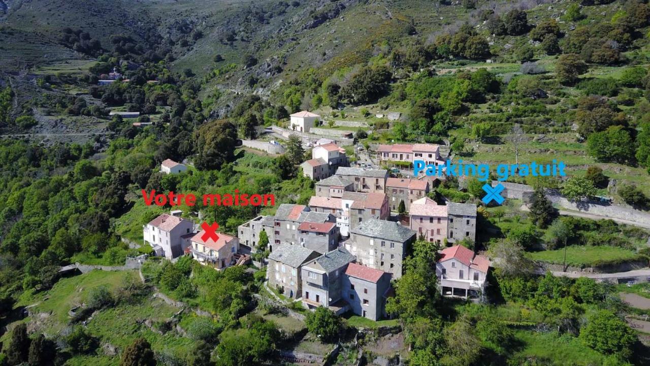 Maison de village avec vue sur les montagnes Bigorno Extérieur photo